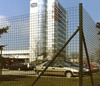 Alfa žogi, gates, fences, automatic equipment