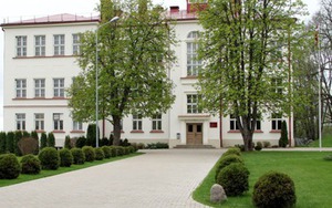 Ezernieku vidusskola
