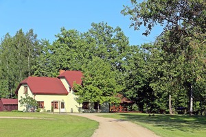 Indrāni, svečių namai