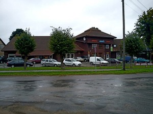 Jumis, motelis