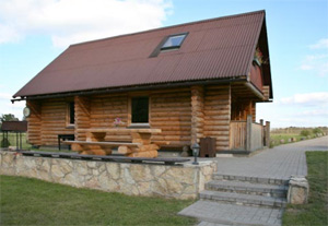 Līči, Gasthaus