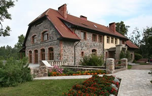 Mazsālijas, svečių namai