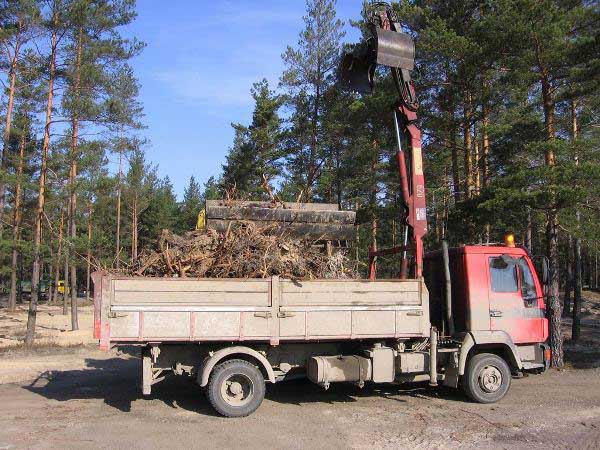 Вывоз древесины, строительного мусора