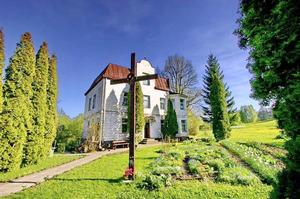 Raunas katoļu baznīca, church