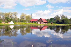 Dzirnavas, Gasthaus